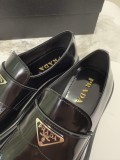 プラダ靴 PRADA 2025新作 カジュアルシューズ