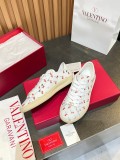 ヴァレンティノ靴 VALENTINO 2025新作 スニーカー