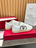 ヴァレンティノ靴 VALENTINO 2025新作 スニーカー