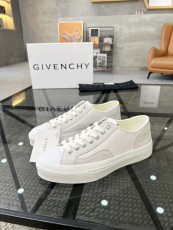 ジバンシィ靴 GIVENCHY 2025新作 スニーカー