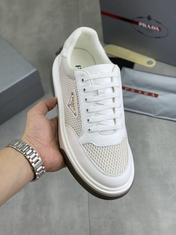プラダ靴 PRADA 2025新作 カジュアルシューズ