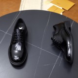 ルイヴィトン靴 LOUIS VUITTON 2025新作 モカシン