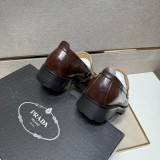 プラダ靴 PRADA 2025新作 モカシン