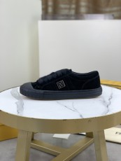 フェンディ靴 FENDI 2025新作 カジュアルシューズ