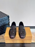 ルイヴィトン靴 LOUIS VUITTON 2025新作 モカシン