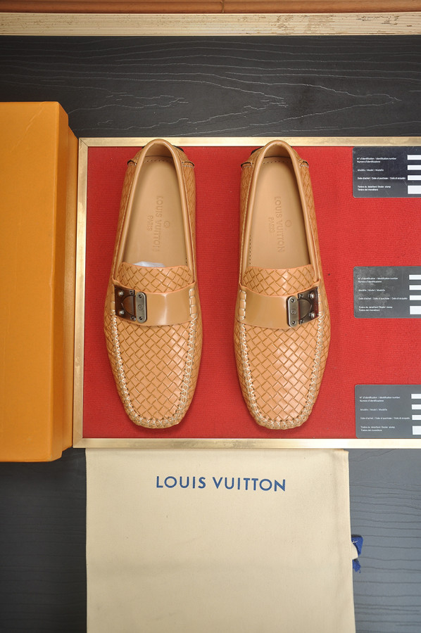 ルイヴィトン靴 LOUIS VUITTON 2025新作 デッキシューズ