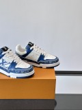 ルイヴィトン靴 LOUIS VUITTON 2025新作 スニーカー