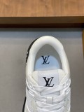 ルイヴィトン靴 LOUIS VUITTON 2025新作 スニーカー