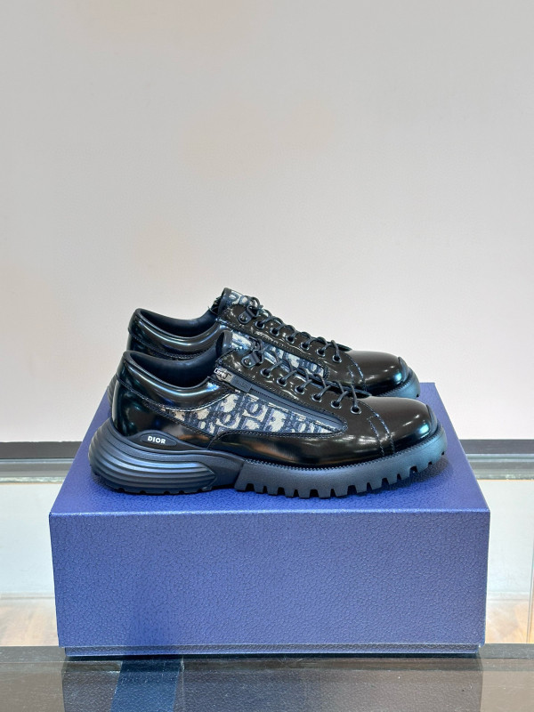 ディオール靴 DIOR 2025新作 スニーカー