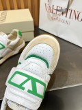ヴァレンティノ靴 VALENTINO 2025新作 スニーカー