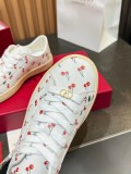 ヴァレンティノ靴 VALENTINO 2025新作 スニーカー