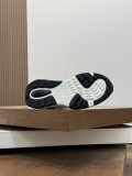 ヴァレンティノ靴 VALENTINO 2025新作 スニーカー