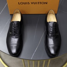 ルイヴィトン靴 LOUIS VUITTON 2025新作 モカシン