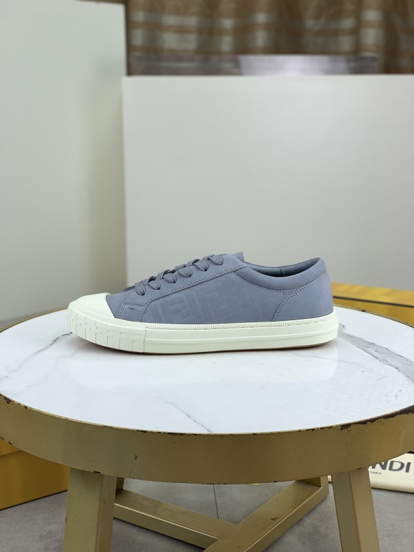 フェンディ靴 FENDI 2025新作 カジュアルシューズ