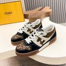 フェンディ靴 FENDI 2025新作 スニーカー