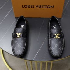 ルイヴィトン靴 LOUIS VUITTON 2025新作 デッキシューズ