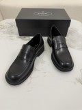 プラダ靴 PRADA 2025新作 カジュアルシューズ