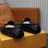 ルイヴィトン靴 LOUIS VUITTON 2025新作 デッキシューズ