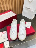 ヴァレンティノ靴 VALENTINO 2025新作 スニーカー