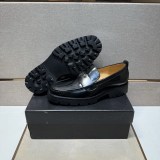 プラダ靴 PRADA 2025新作 モカシン