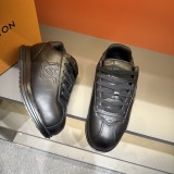 ルイヴィトン靴 LOUIS VUITTON 2025新作 スニーカー