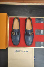 ルイヴィトン靴 LOUIS VUITTON 2025新作 デッキシューズ