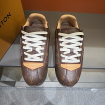 ルイヴィトン靴 LOUIS VUITTON 2025新作 スニーカー ルイヴィトン靴 LOUIS VUITTON 2025新作 スニーカー