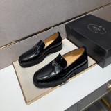 プラダ靴 PRADA 2025新作 モカシン