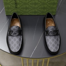 グッチ靴 GUCCI 2025新作 デッキシューズ