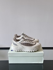 バーバリー靴 BURBERRY 2025新作 スニーカー