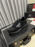 プラダ靴 PRADA 2025新作 カジュアルシューズ
