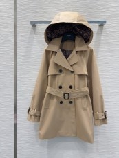 フェンディ服 FENDI 2025新作 トレンチコート