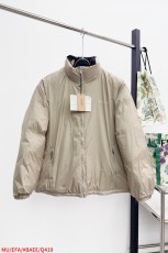 ミュウミュウ服 Miu Miu 2025新作 ダウンジャケット