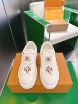 ルイヴィトン靴 LOUIS VUITTON 2025新作 スニーカー