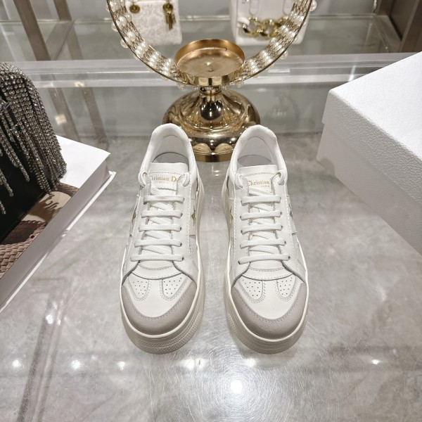 ディオール靴 DIOR 2025新作 カジュアルシューズ