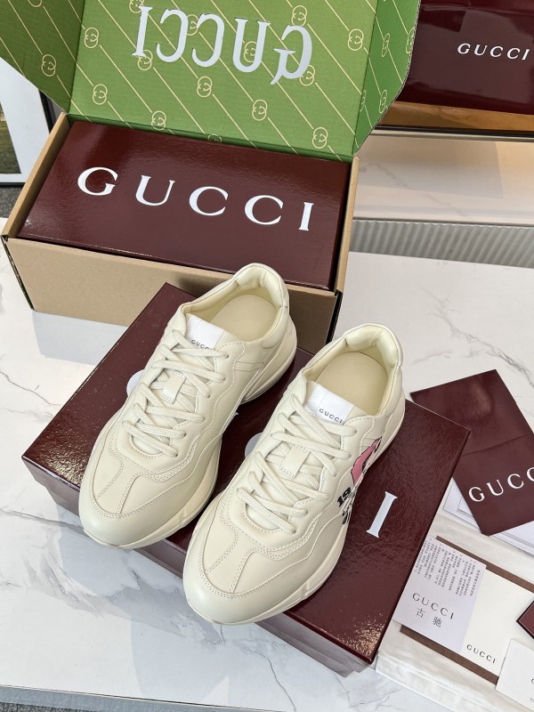 グッチ靴 GUCCI 2025新作 カジュアルシューズ