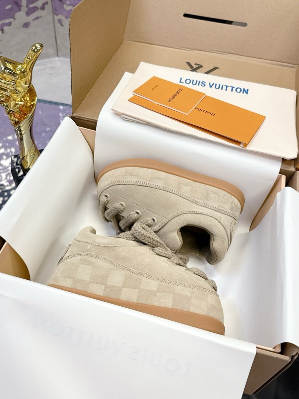ルイヴィトン靴 LOUIS VUITTON 2025新作 カジュアルシューズ