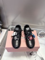 ミュウミュウ靴 Miu Miu 2025新作 モカシン