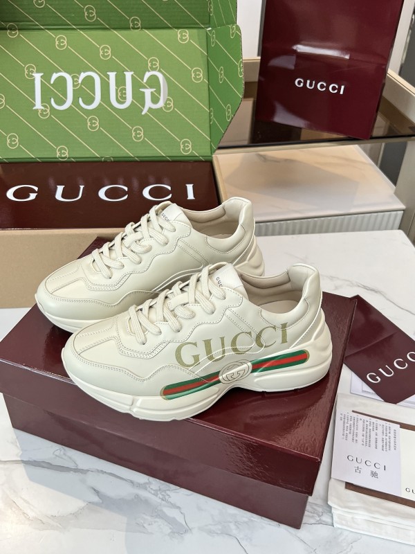 グッチ靴 GUCCI 2025新作 カジュアルシューズ