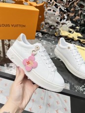 ルイヴィトン靴 LOUIS VUITTON 2025新作 スニーカー
