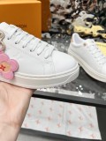 ルイヴィトン靴 LOUIS VUITTON 2025新作 スニーカー