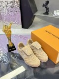 ルイヴィトン靴 LOUIS VUITTON 2025新作 スニーカー