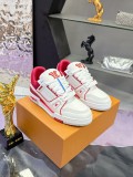 ルイヴィトン靴 LOUIS VUITTON 2025新作 スニーカー