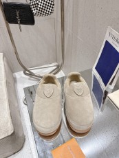 ルイヴィトン靴 LOUIS VUITTON 2025新作 カジュアルシューズ