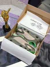 ロエベ靴 LOEWE 2025新作 スニーカー