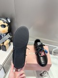 ミュウミュウ靴 Miu Miu 2025新作 モカシン
