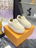 ルイヴィトン靴 LOUIS VUITTON 2025新作 カジュアルシューズ