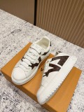ルイヴィトン靴 LOUIS VUITTON 2025新作 スニーカー