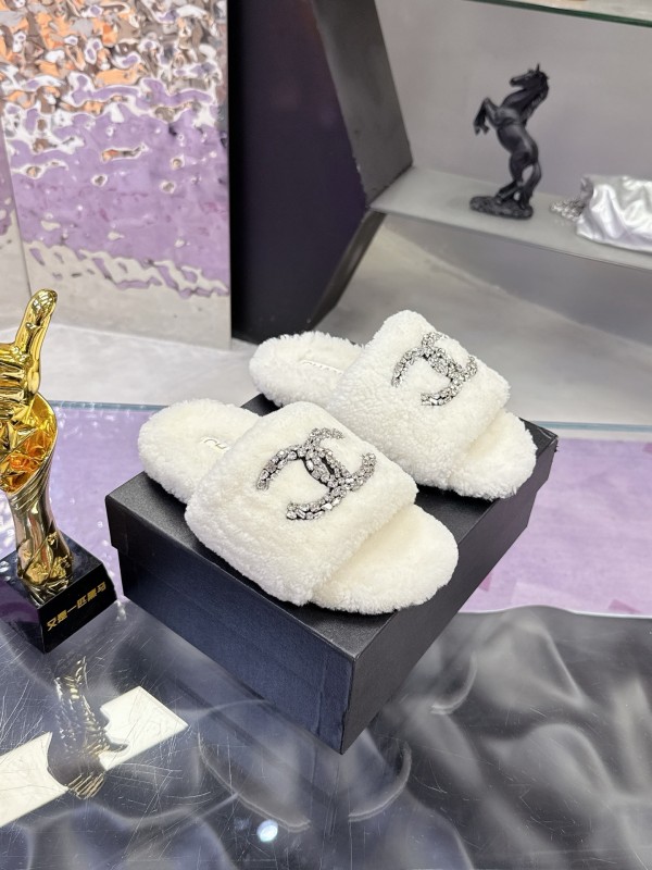 シャネル靴 CHANEL 2025新作 ミュール