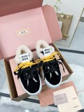 ミュウミュウ靴 Miu Miu 2025新作 カジュアルシューズ